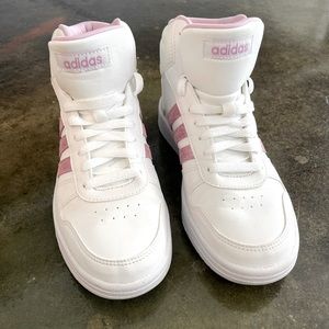 Adidas High-tops! basically NEW ✨